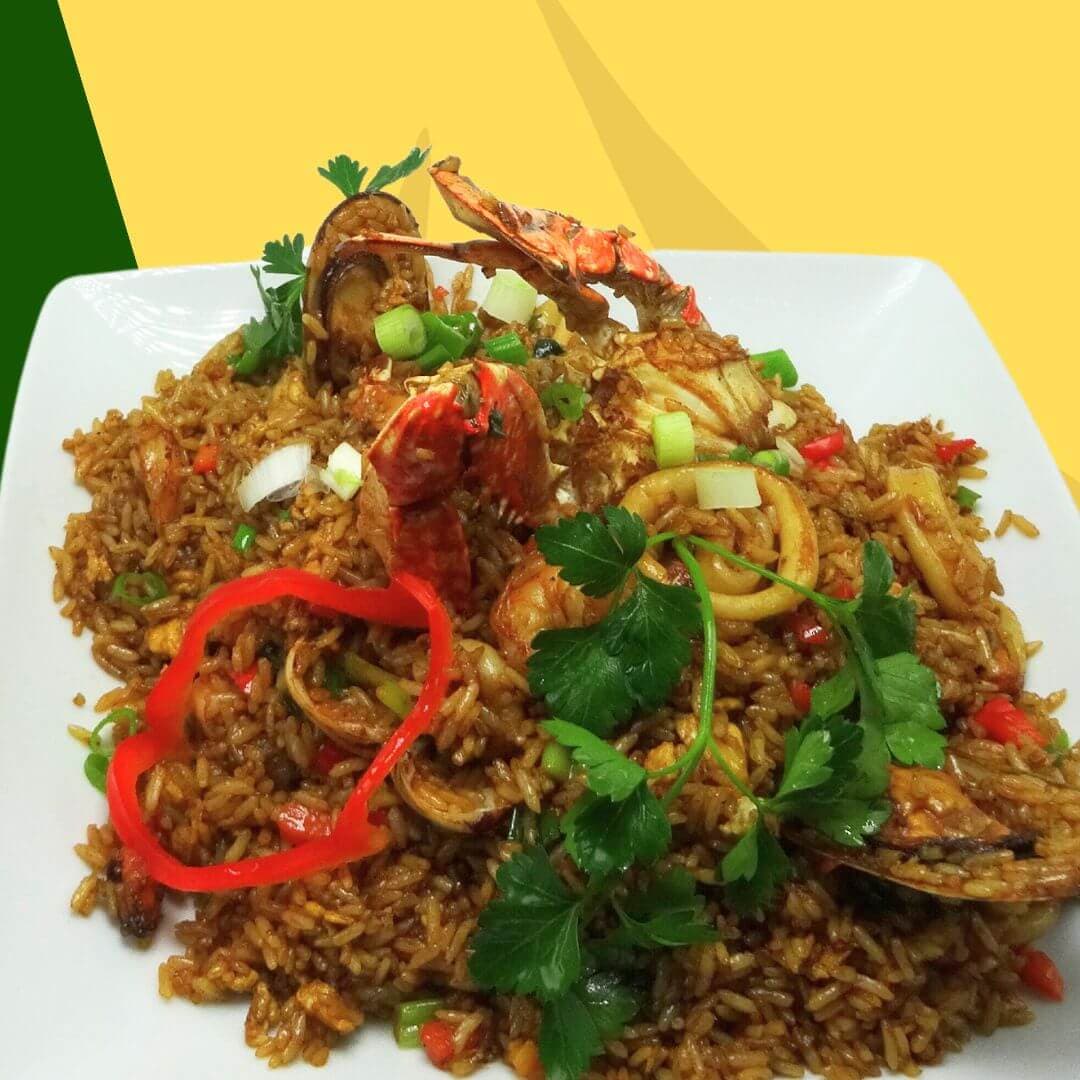 How we serve the Chaufa De Marisco at our restaurant