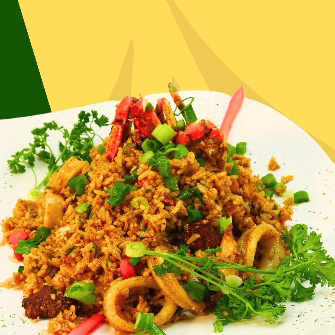 How we serve the Chaufa Especial at our restaurant