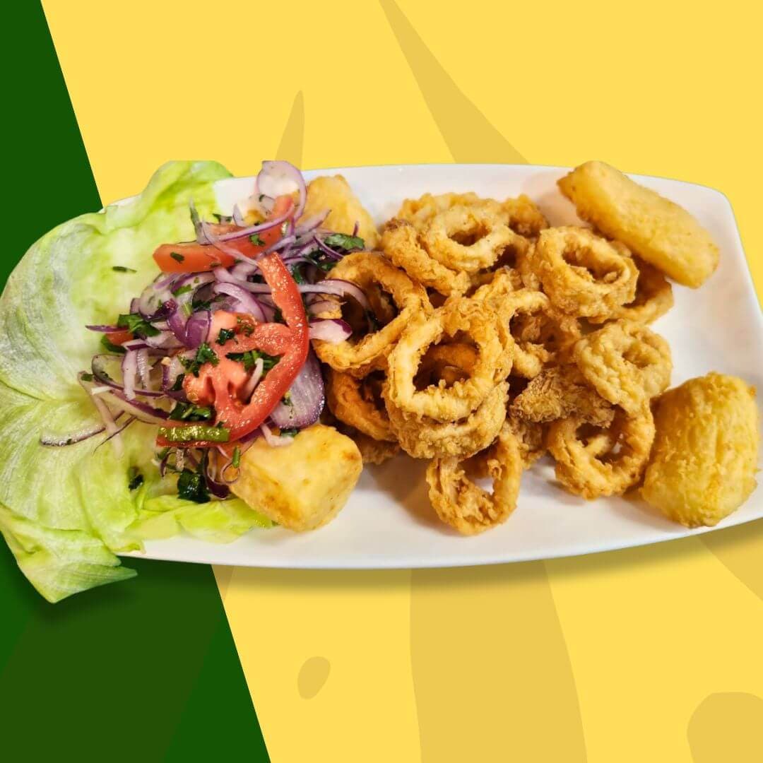 How we serve the Chicharron De Calamar at our restaurant